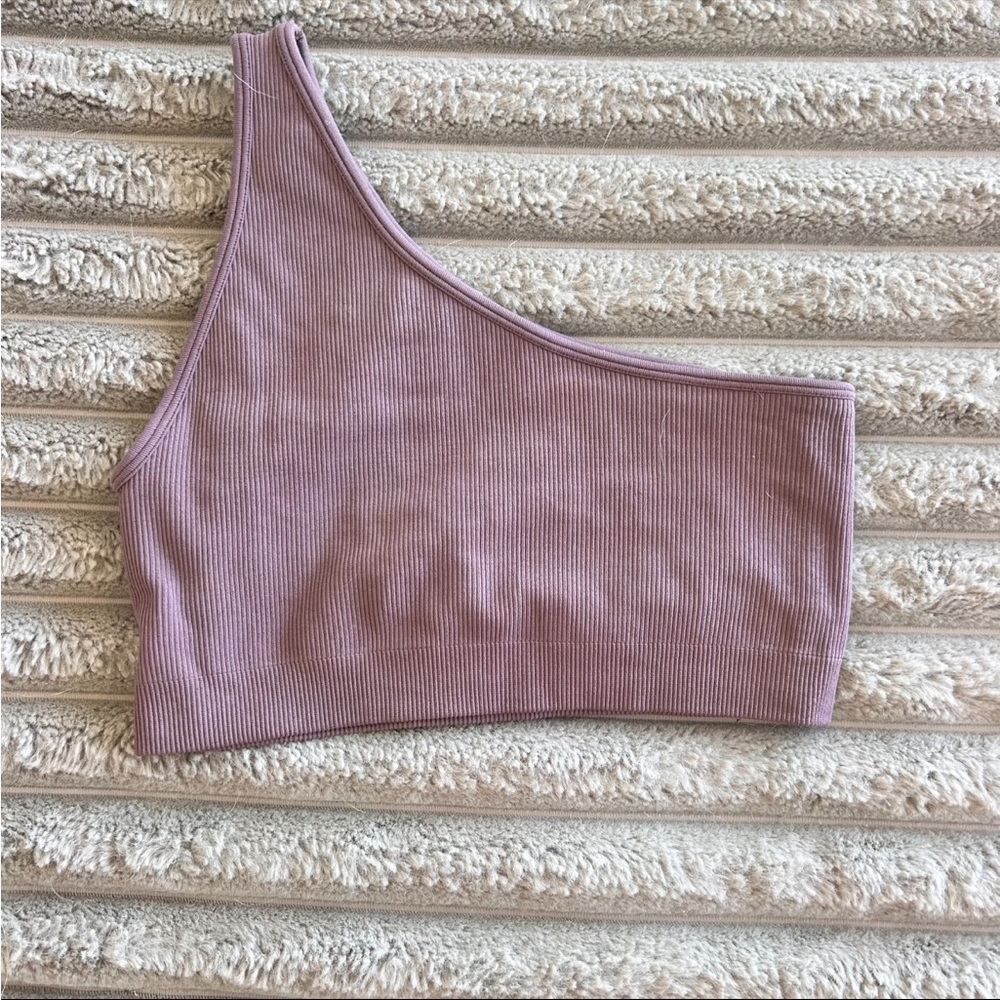 One-Shoulder Ribbed Crop Top - Picture 3 of 3